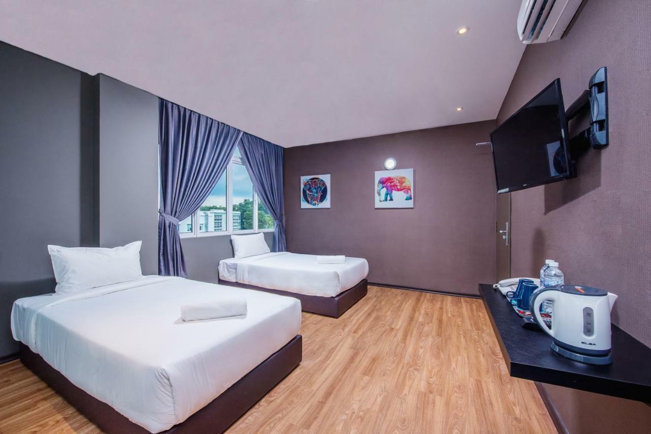 Nap Hotel ยะโฮร์บาห์รู ภายนอก รูปภาพ