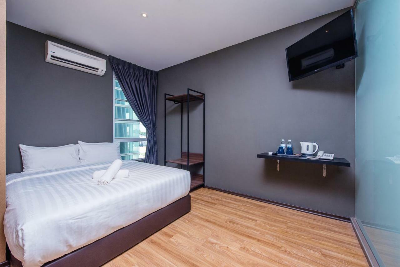 Nap Hotel ยะโฮร์บาห์รู ภายนอก รูปภาพ