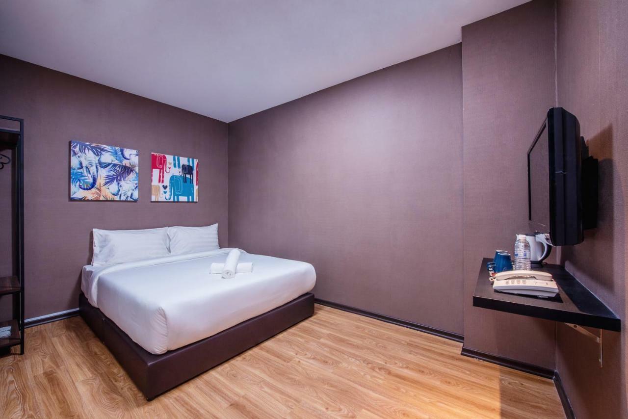 Nap Hotel ยะโฮร์บาห์รู ภายนอก รูปภาพ