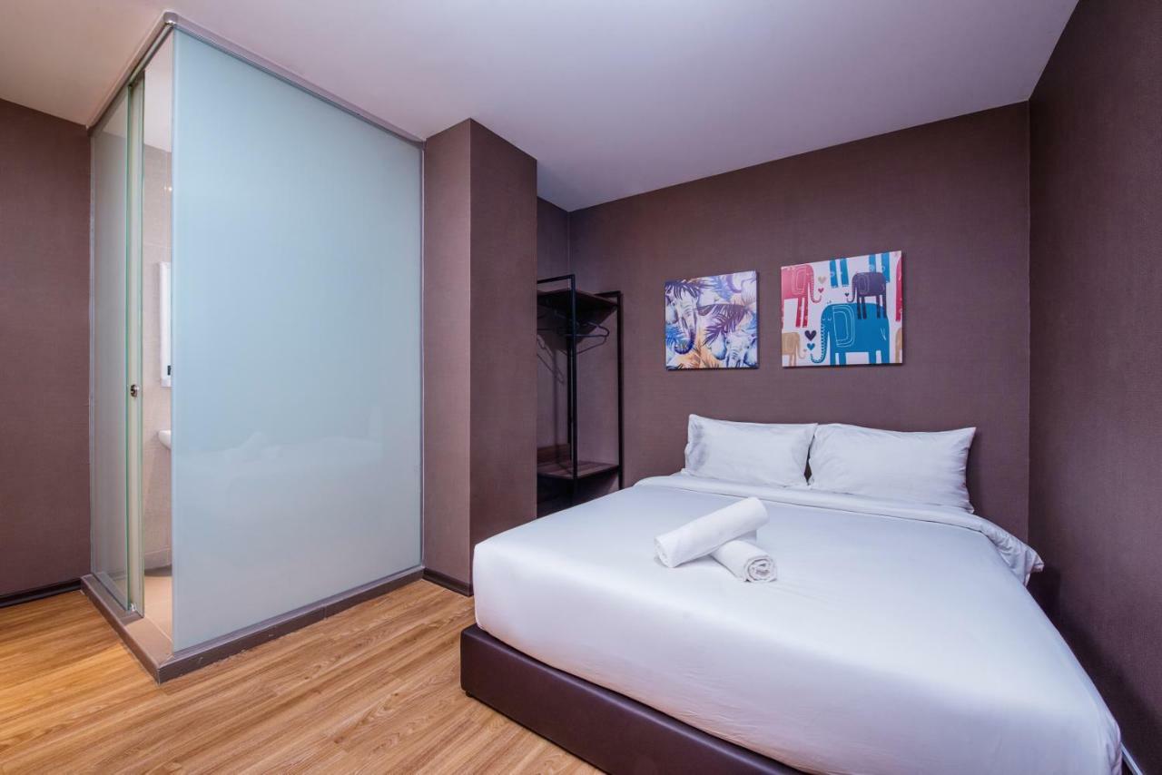 Nap Hotel ยะโฮร์บาห์รู ภายนอก รูปภาพ